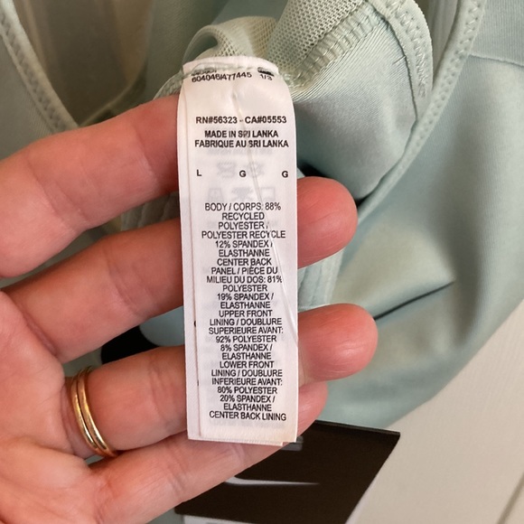 NWT Nike sports bra - Picture 3 of 6